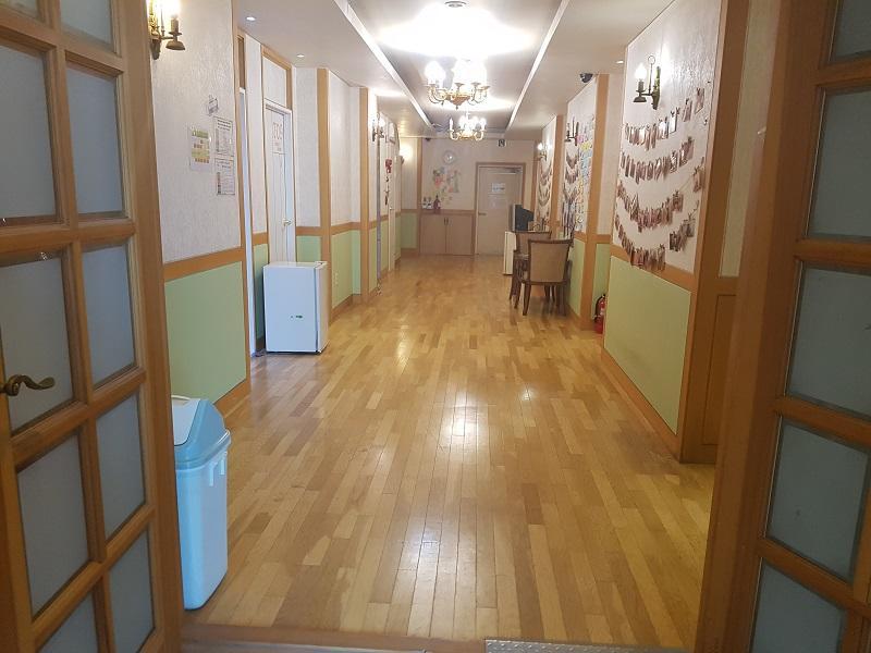 Hostel Lyndon Csedzsu Kültér fotó