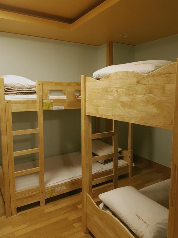 Hostel Lyndon Csedzsu Kültér fotó