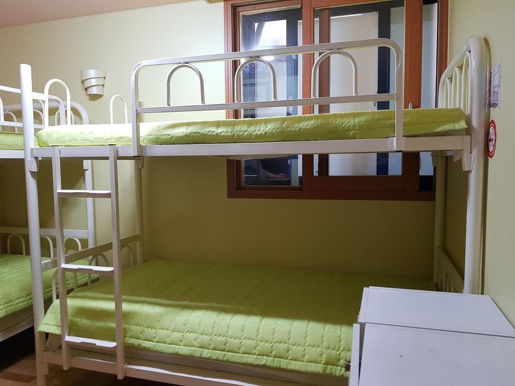 Hostel Lyndon Csedzsu Kültér fotó