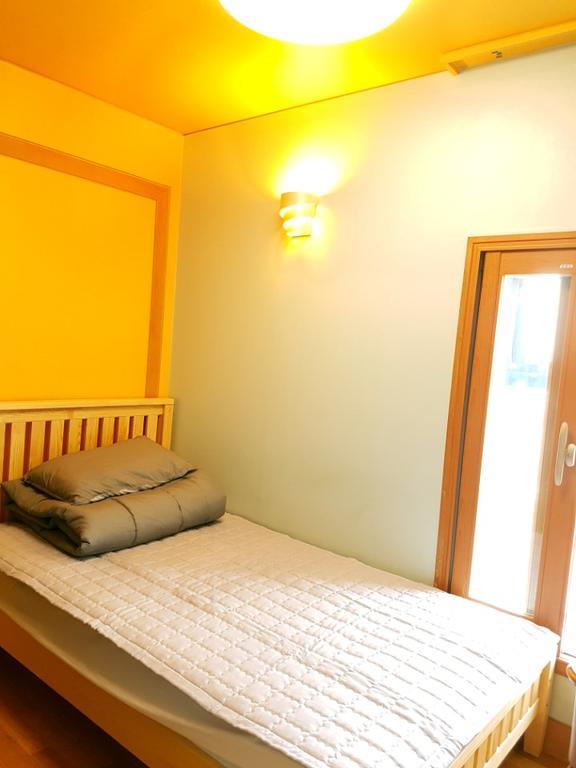 Hostel Lyndon Csedzsu Kültér fotó