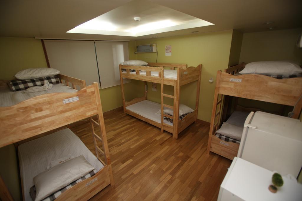 Hostel Lyndon Csedzsu Kültér fotó