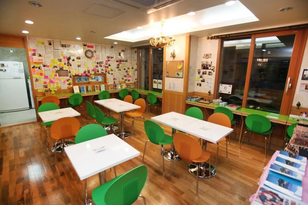 Hostel Lyndon Csedzsu Kültér fotó